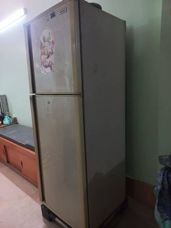 Orient Refrigerator 2