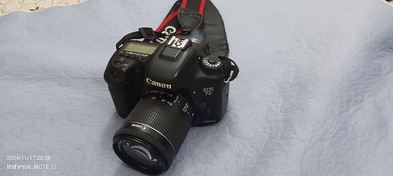 canon 7D mark ii for sale slightly used 0