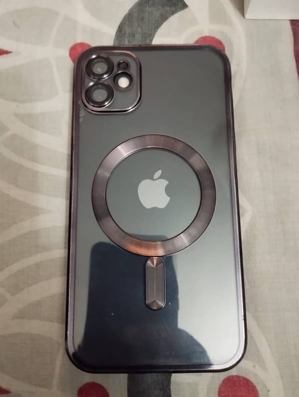 iphone 11 64 gb jv with box and accessories 0