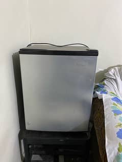 room refrigerator mini haier compny