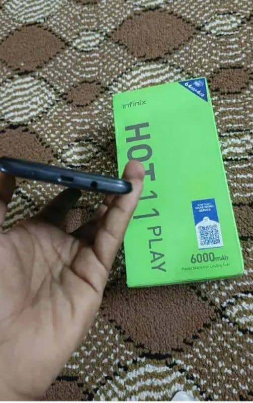 INFINIX HOT 11 PLAY. . 4GB/64GB. . 6000 MAH BATRY PTA AROVED WITH BOX 4