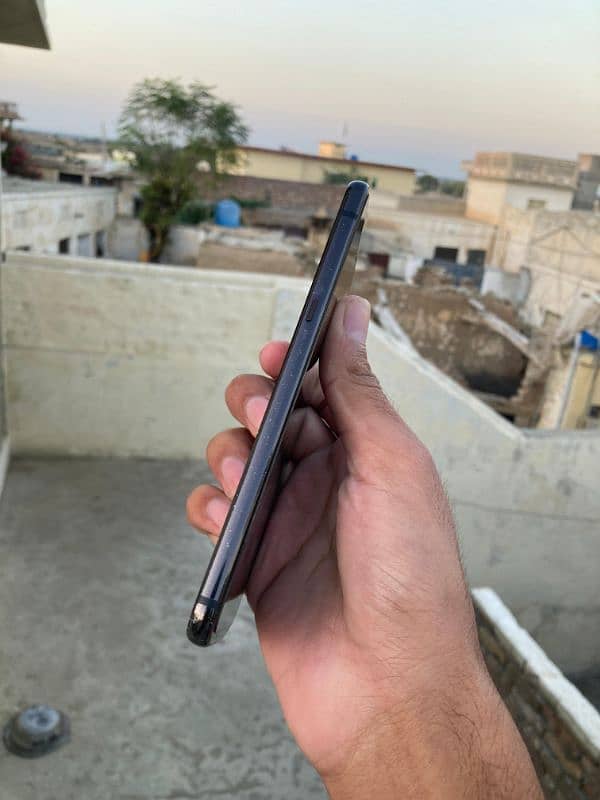 Motorola Z3  (4/64 GB) Pta Approved For Sale 6