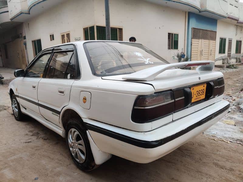 Toyota Corolla 2.0 D 1987 6