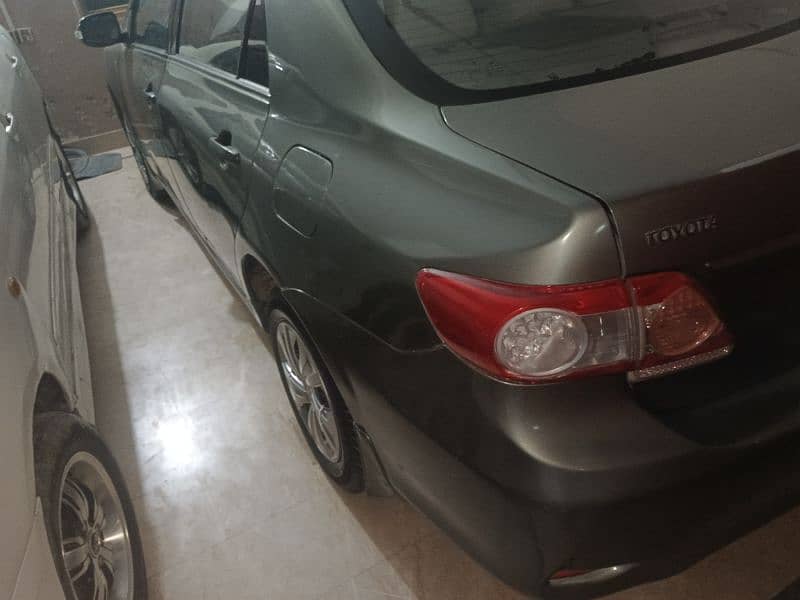 Toyota Corolla GLI 2011 1