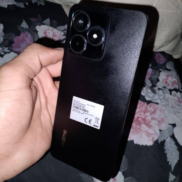 Realme C53 0