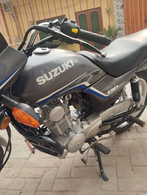 Suzuki Gd 110s 2021 Model. . . Urgent Sale. . Price Final hy 1