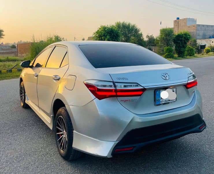 Toyota Corolla GLI 2019 3