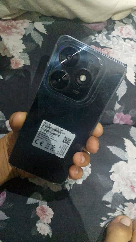 Tecno Spark go 2024 0