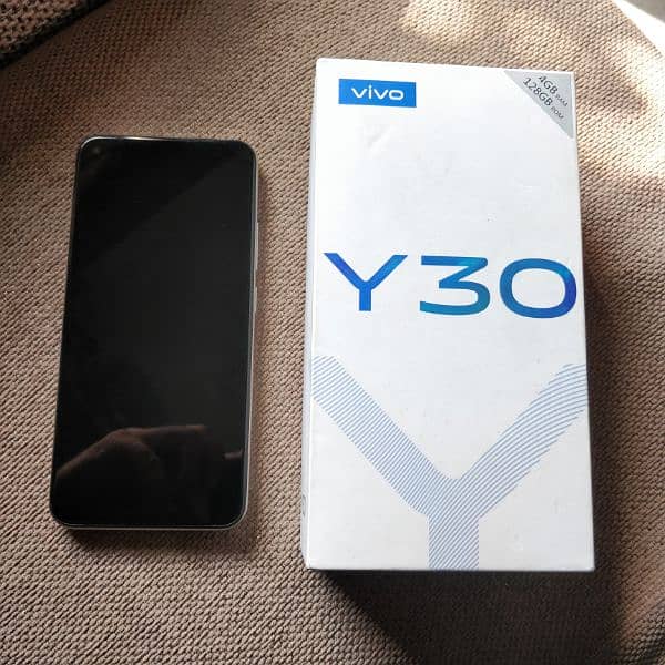 vivo y30 4+1GB Ram 128GB Memory 0