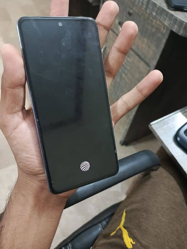 Vivo v27e 1