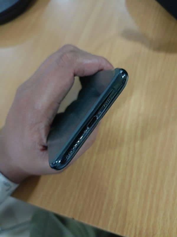 iphone 11 pro JV 64gb only mobile 5