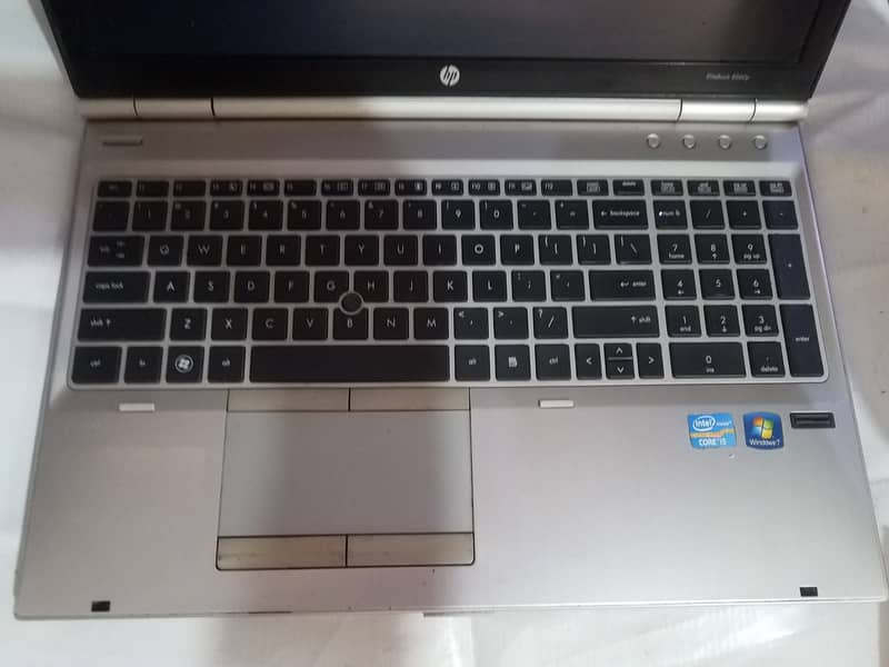 Hp Elite 8560p Laptop @22000 ( 128 ssd) 0