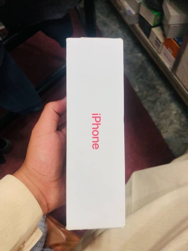 iphone 11 With Box Condition 10/10(Red Colour) Waterproof 64G 10