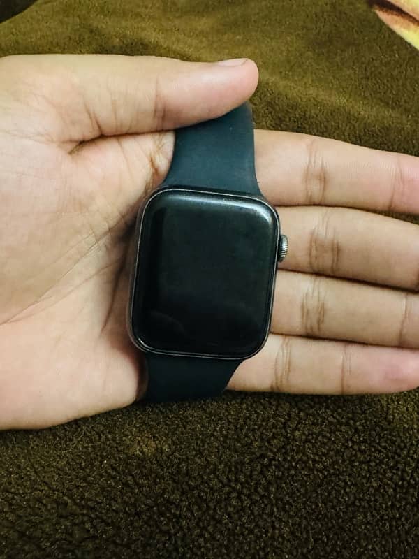 Apple watch series 5 44’MM 5