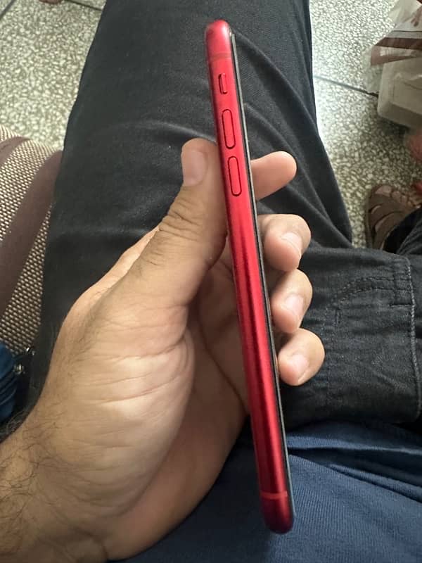 iphone XR Red 64 GB 2