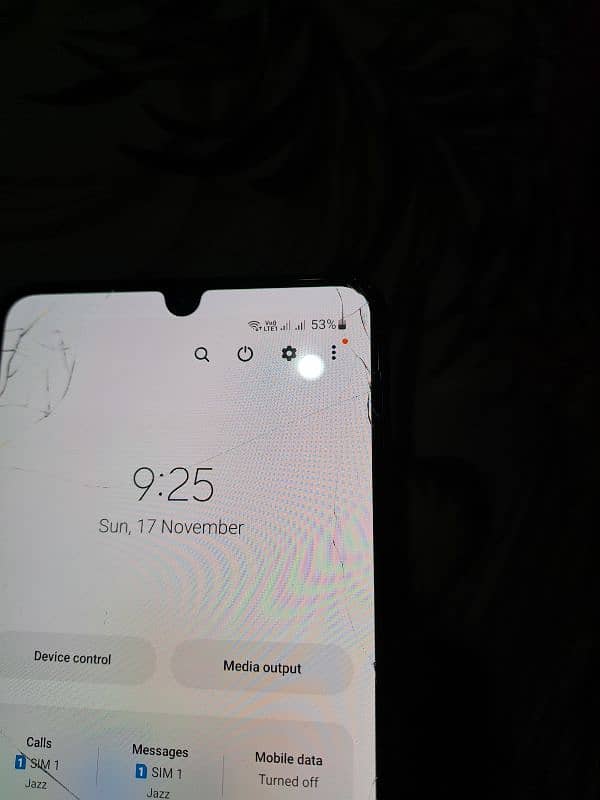 samsung a32.6/128 gb screen glass damage little 3