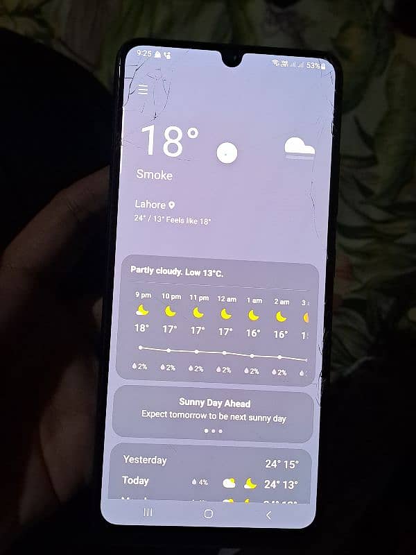 samsung a32.6/128 gb screen glass damage little 4