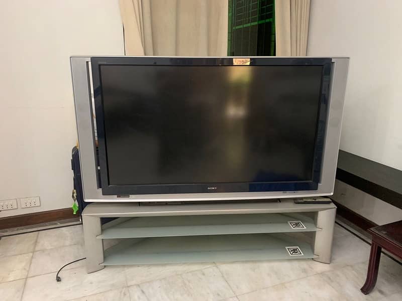 Sony Bravia Engine Projection TV 1