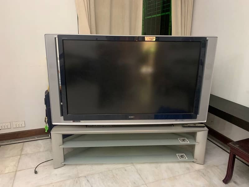 Sony Bravia Engine Projection TV 2