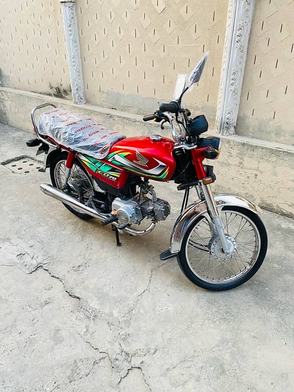 Honda cd 70 2022 model total original 10/10 condition 22model 4