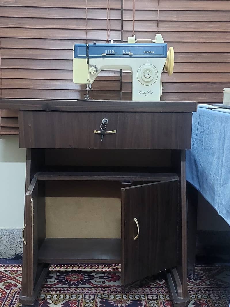 Singer Sewing Machine Along with Table 2