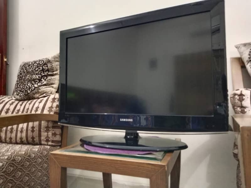 Samsung TV 32' 0