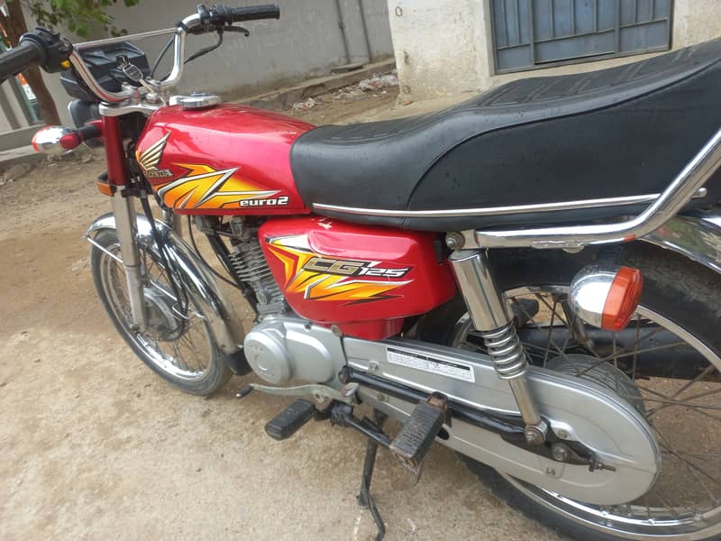 Honda cg125 2021 4 month totally genuine condition karakh pack engine 6