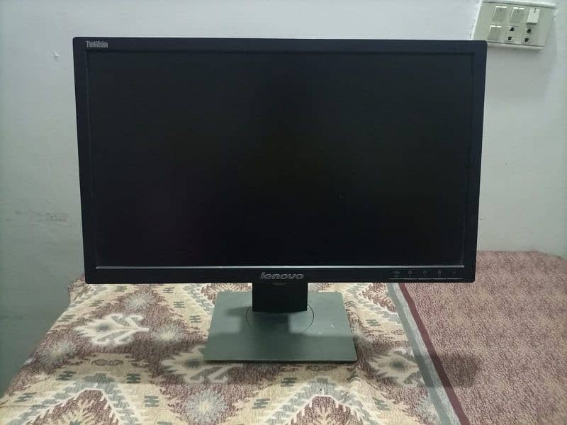 Lenovo 23-inch LED Monitor Full HD 1920 x 1080p DIsplay 1