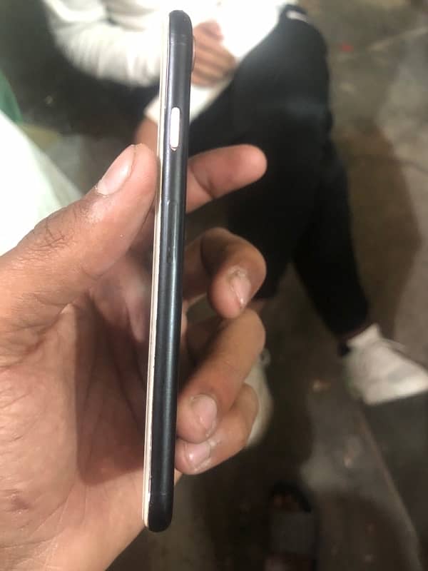 iphone 7 officale pta urgent sale 5