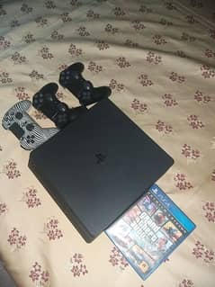 playstatin 4 slim 1tb + 3 controller +Gta 5 premium addition