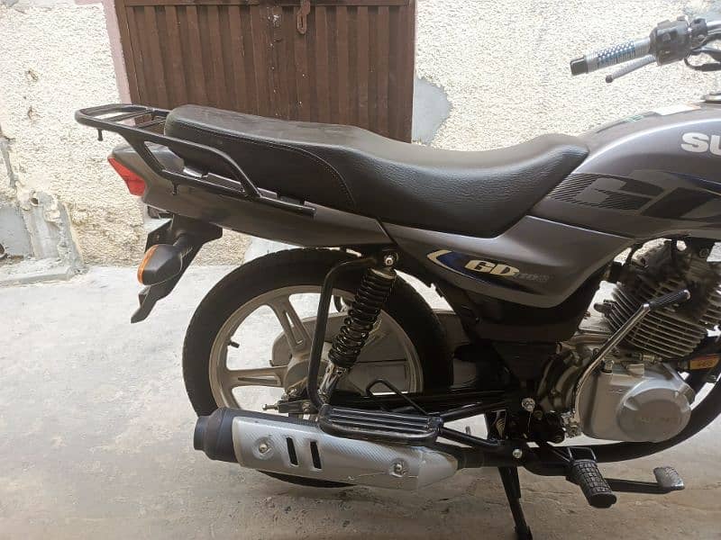 Suzuki GD110s antique piece / Contact: 0333-5002737 8