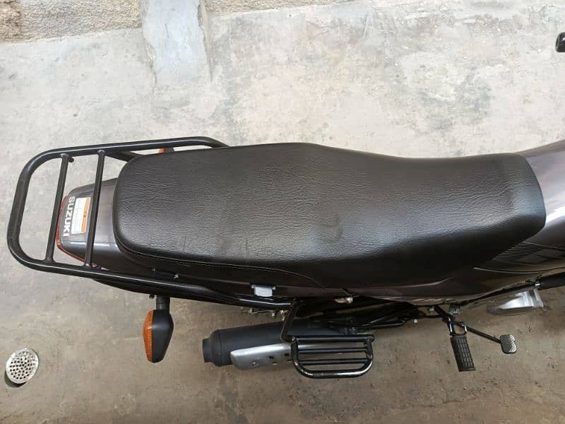 Suzuki GD110s antique piece / Contact: 0333-5002737 12