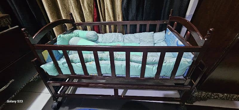 Baby Cot / Baby Swinging Cot 0