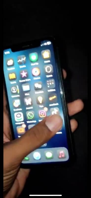 I PHONE 11 PRO OFFICIALLY APPROVED 3