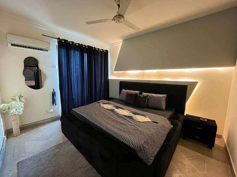 2Bed Luxury fully furnished Apartment in Bahria town 0