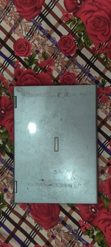 Toshiba laptop RAM3 / Hard disk 320 GB urgent sale 1