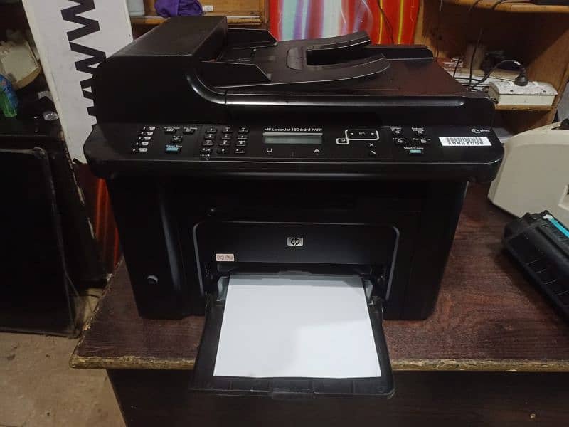 HP laserjet MFP 1536 all in one machine 220v original 0