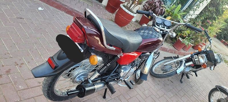 honda cd 100 2012 model in mint condition non accidental all geniun 3