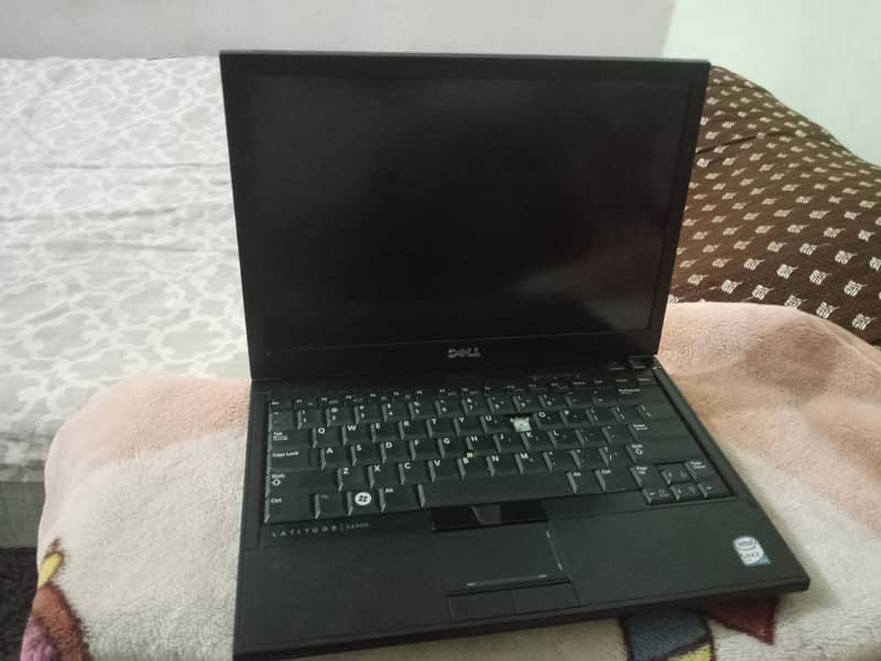 Dell Laptop 0