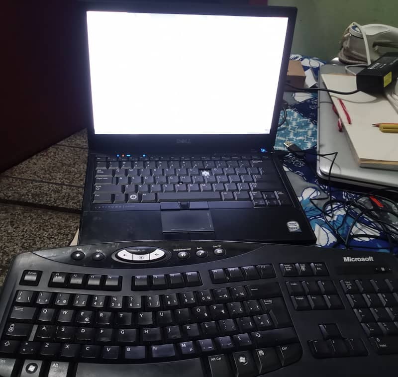 Dell Laptop 4