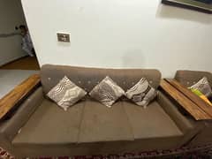 sofa in good condition