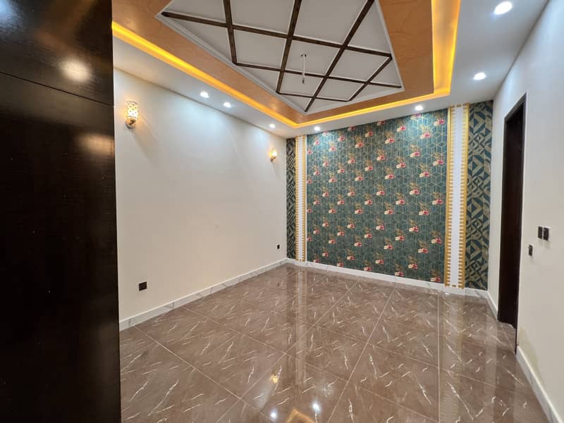 4 Marla Corner Triple Storey Design House For Sale Hottest Location In Gulshan Madina Housing Scheme Lahore Near Shadab Garden /Allied Brothers 8