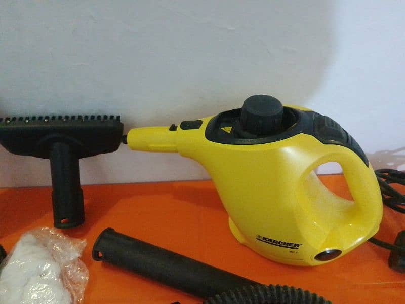 KARCHER STEAM CLEANER 1