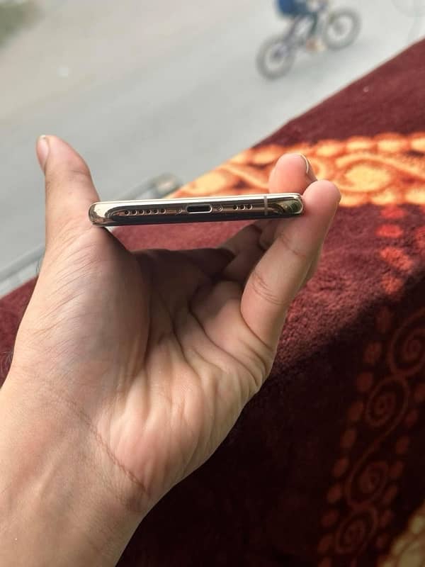 iPhone XS PTA 1