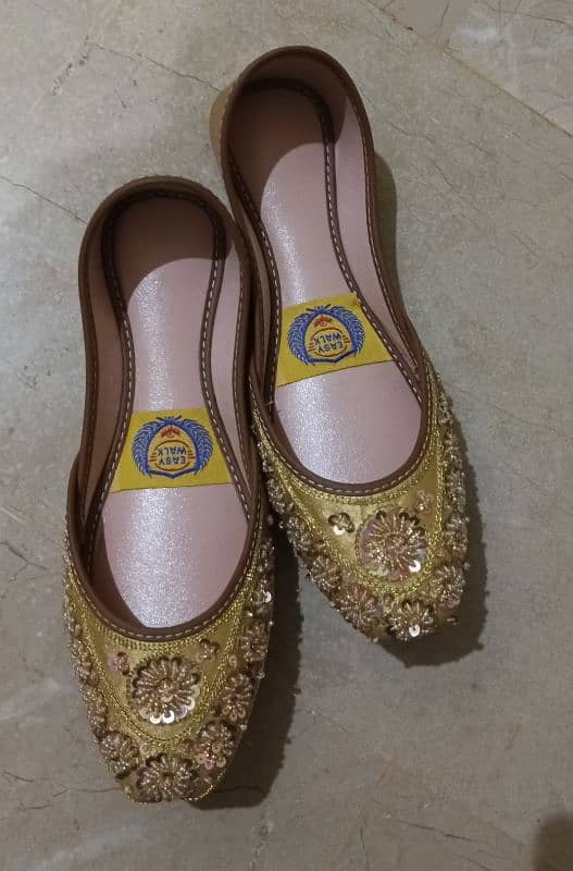 golden khussa 8 size 1