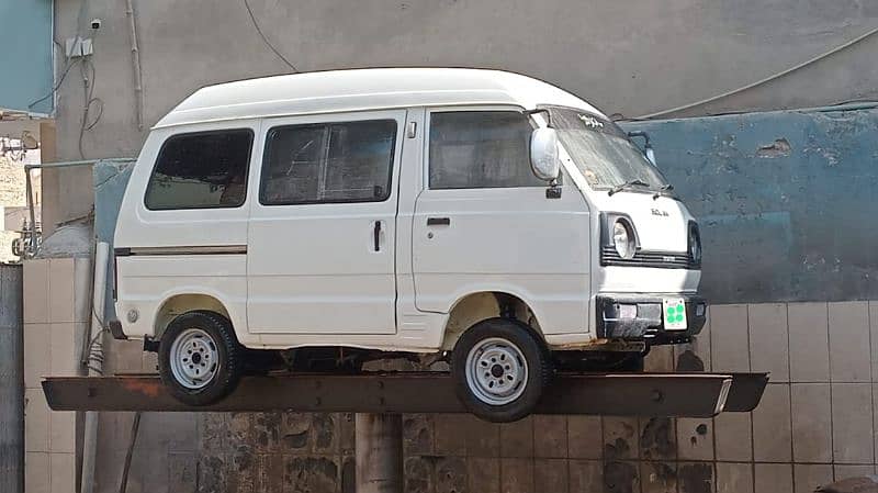 Suzuki Bolan 1992 3