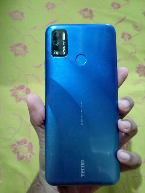 Tecno Spark 5 Air 4