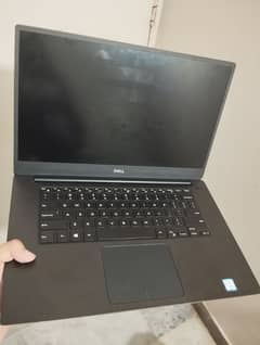 Dell Precision 5540 Xeon E-2276M 32 GB 512 SSD