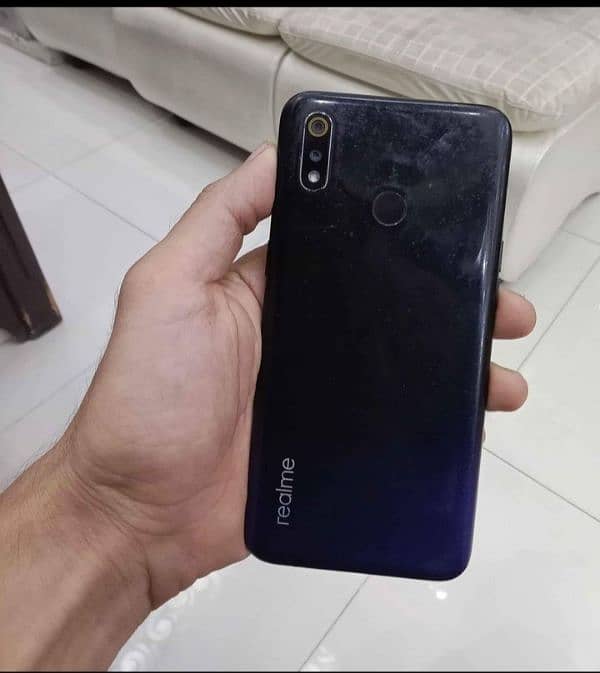 Realme 3 4/64gb 0