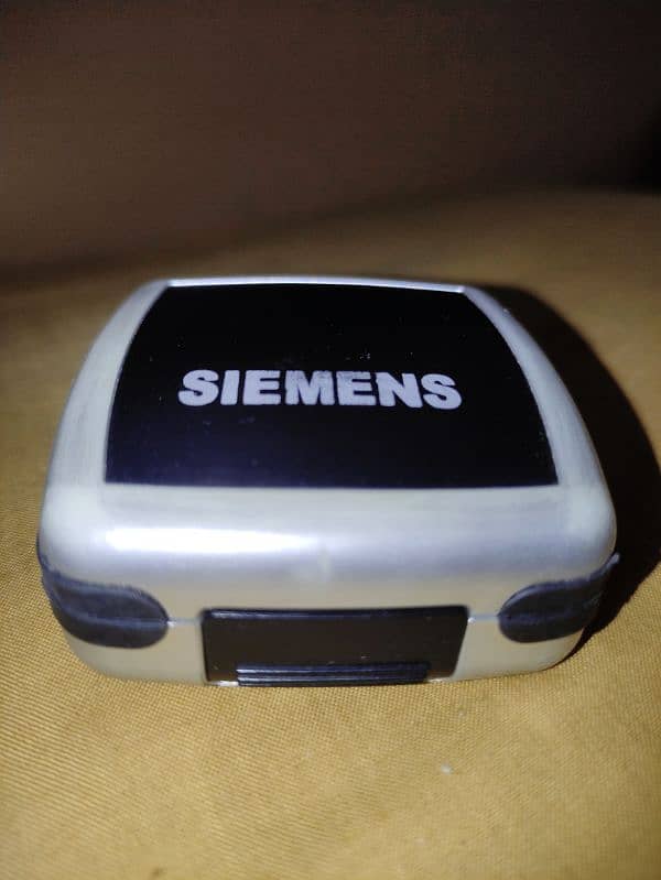 Siemens Prisma 2 M+ Pair Hearing Aids | Almost New | Price Negotiable 0